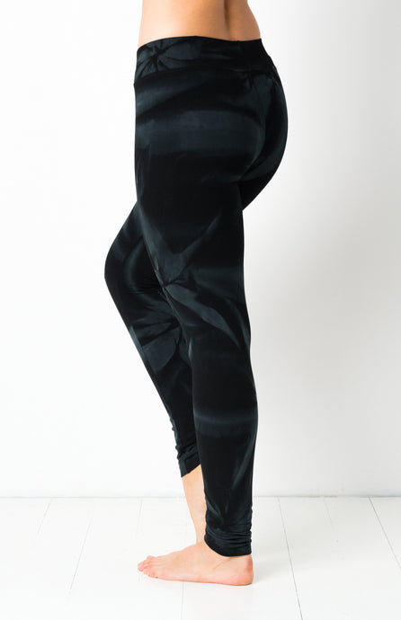 Black Star Tie Dye Leggings- yoga pants