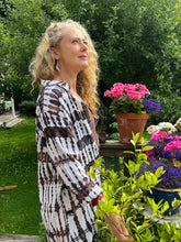 Load image into Gallery viewer, Long Shirt Savanna