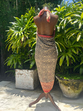 Load image into Gallery viewer, Hand printed Indian Lunghi Tribal