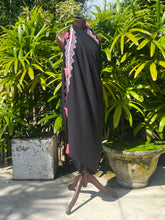 Load image into Gallery viewer, Java Sarong Black
