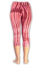 Load image into Gallery viewer, Raspberry Net Tie Dye Capri Leggings