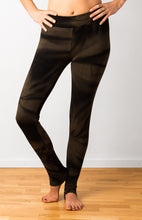 Load image into Gallery viewer, Brown Star Tie Dye Leggings- yoga pants