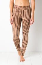 Load image into Gallery viewer, Gold Latte Net Tie Dye Leggings- yoga pants