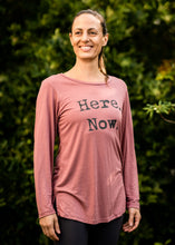 Load image into Gallery viewer, Organic Bamboo girls L/S t-shirt : Here. Now. Rose/ Dk Grey