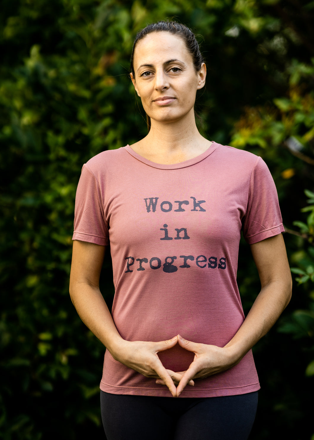 Organic Bamboo girls t-shirt : Work in Progress Pink/Dk Grey